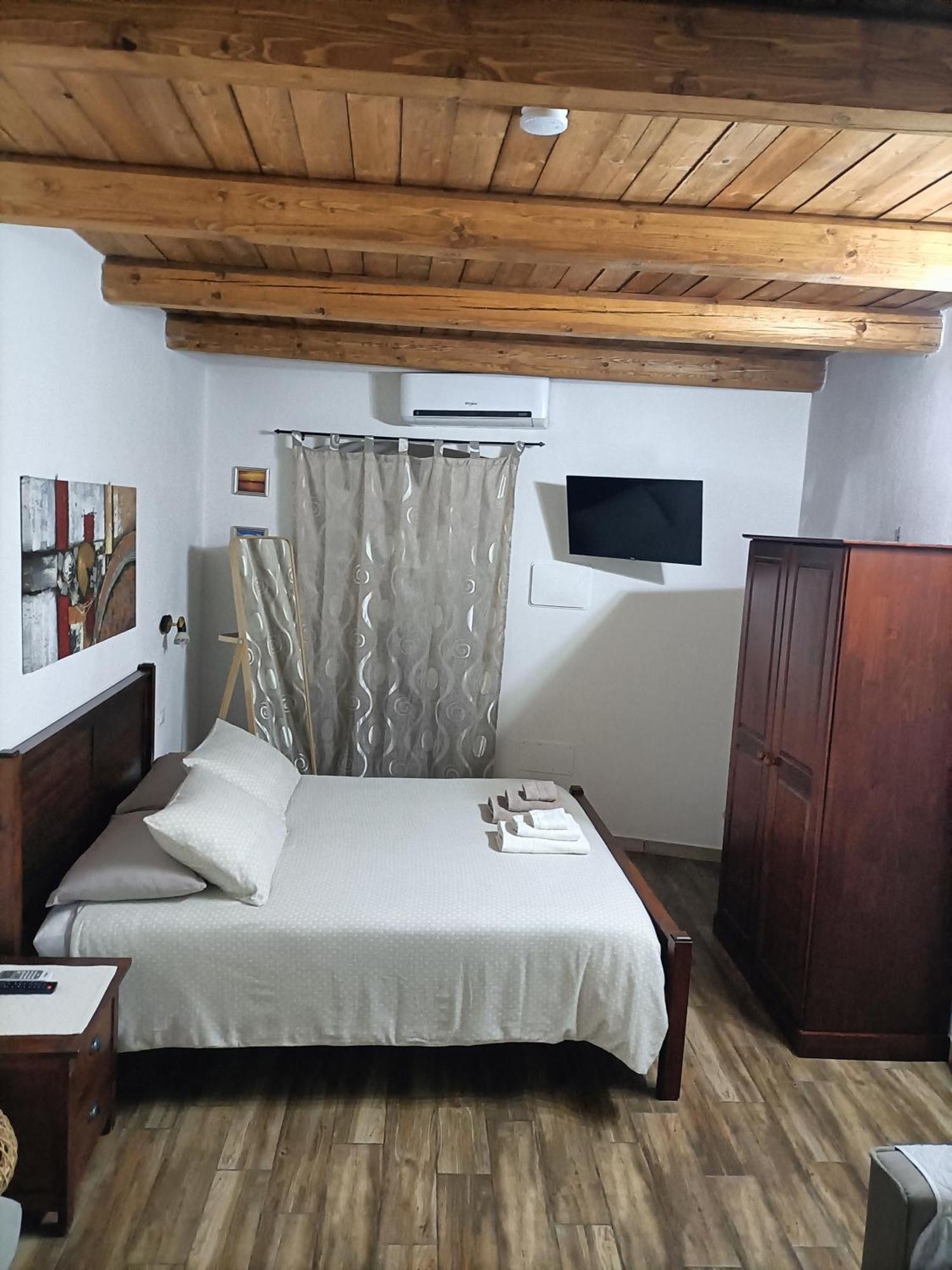 Bed And Breakfast Raggio Di Sole Iglesias Eksteriør billede