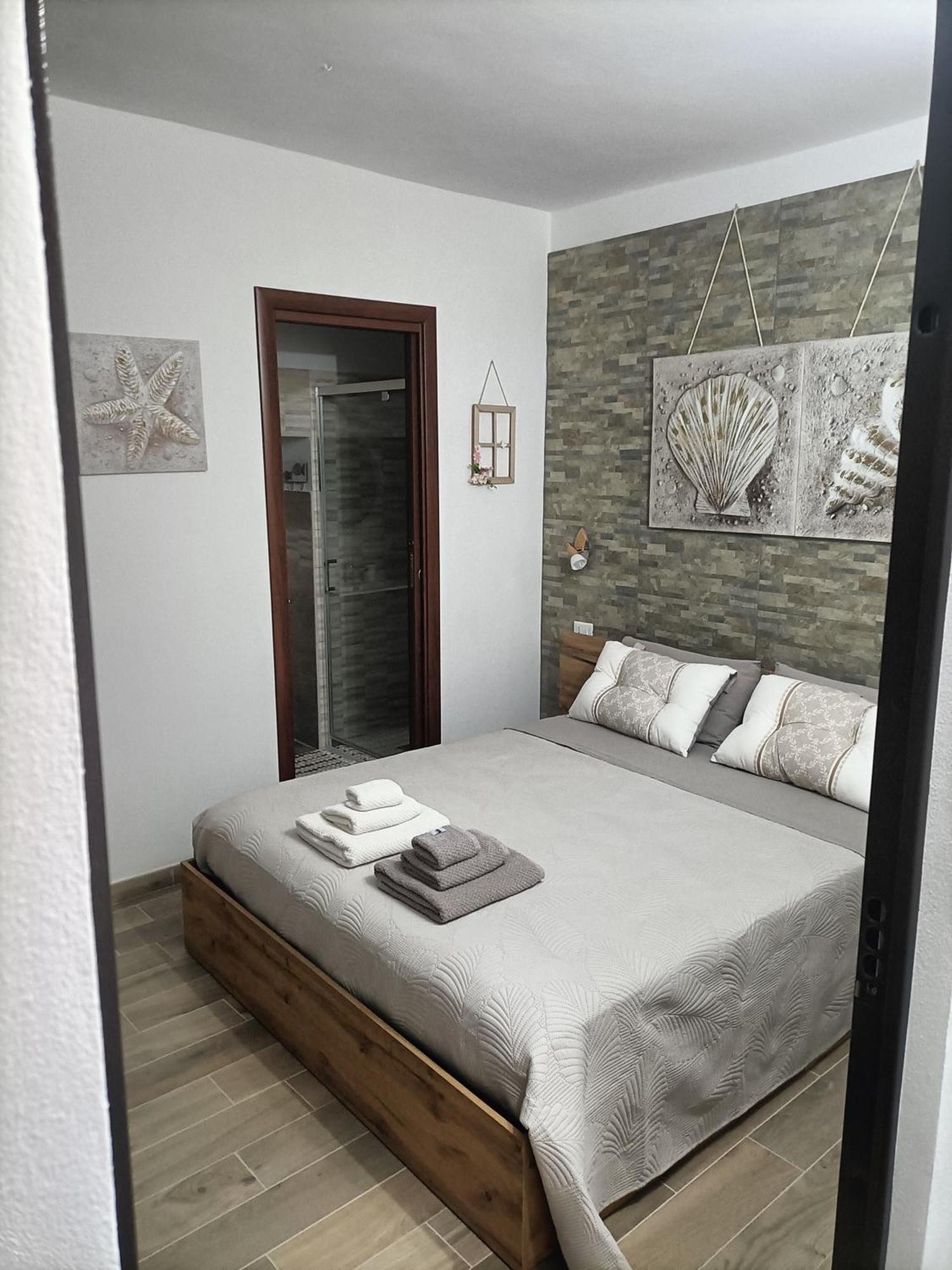 Bed And Breakfast Raggio Di Sole Iglesias Eksteriør billede