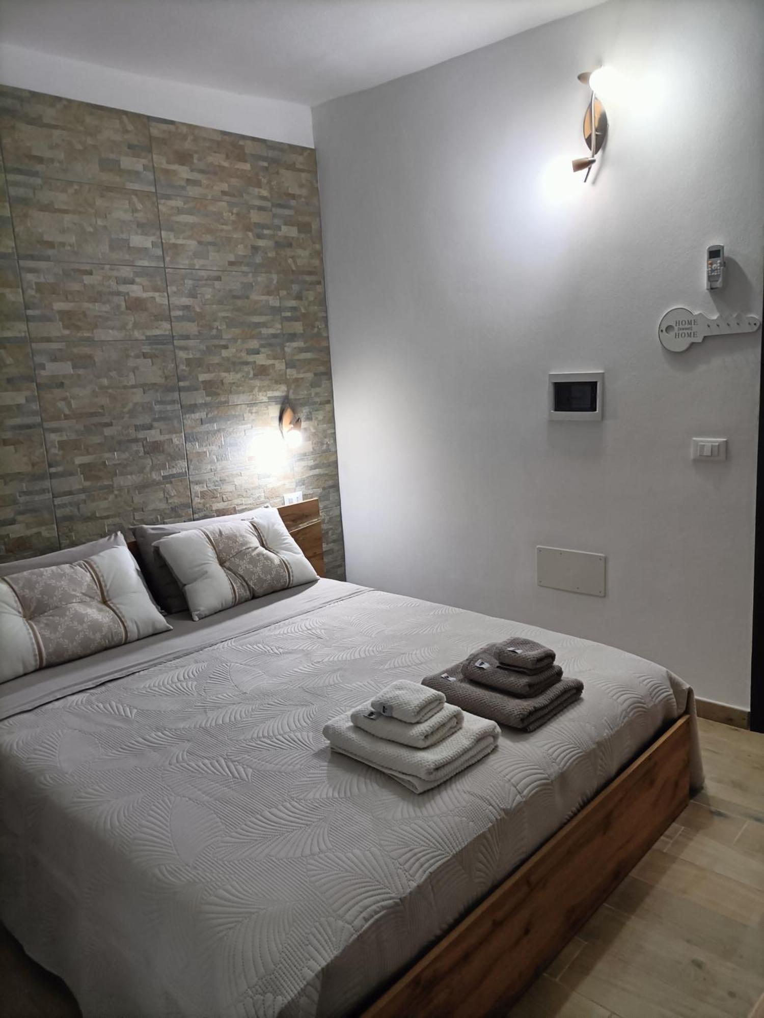Bed And Breakfast Raggio Di Sole Iglesias Eksteriør billede